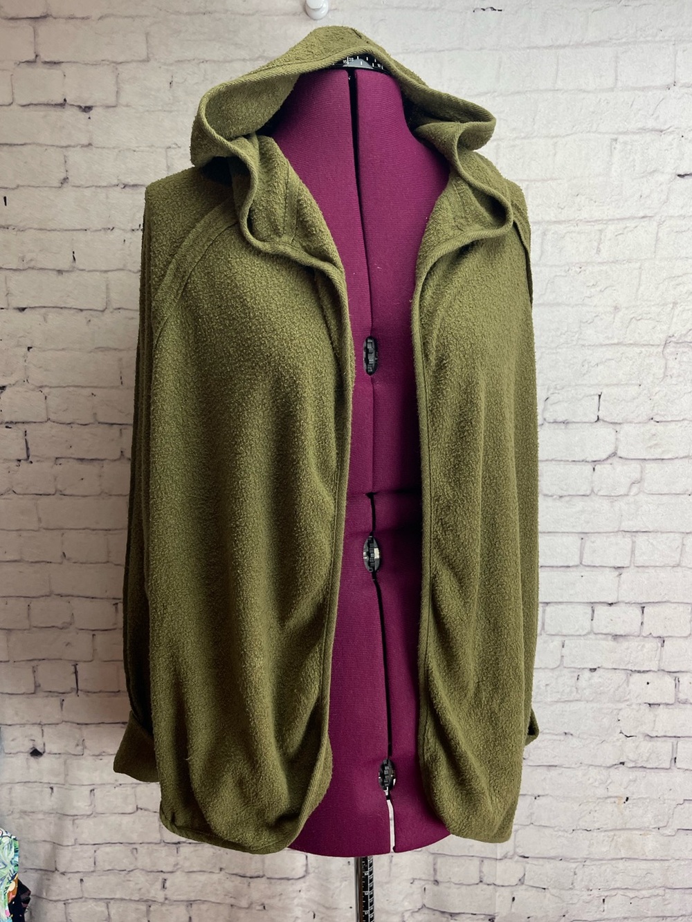 Out from under urban outfitters size XS green open front hooded cardigan